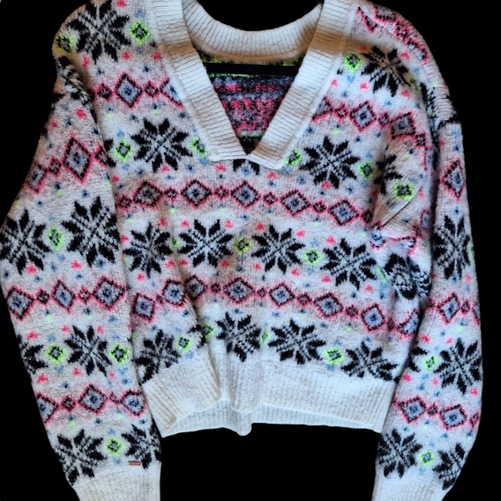 ❤Victoria's Secret XL Sweater PINK Cropped Long-Sleeved White Black Green V-Neck